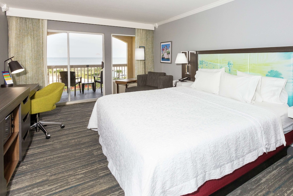 Hampton Inn St. Augustine Beach - photo 10