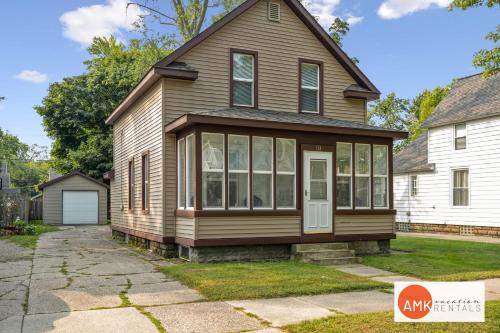 Downtown Holland Charmer in Holland, United States