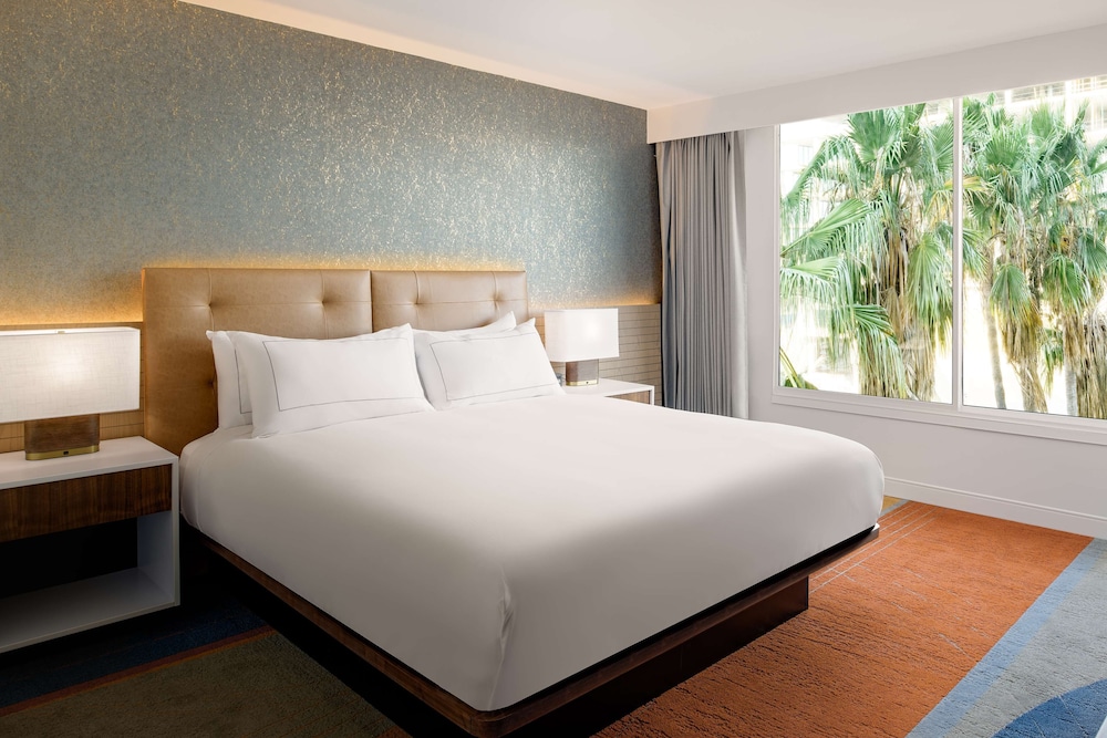 Hilton Los Angeles Culver City - photo 44