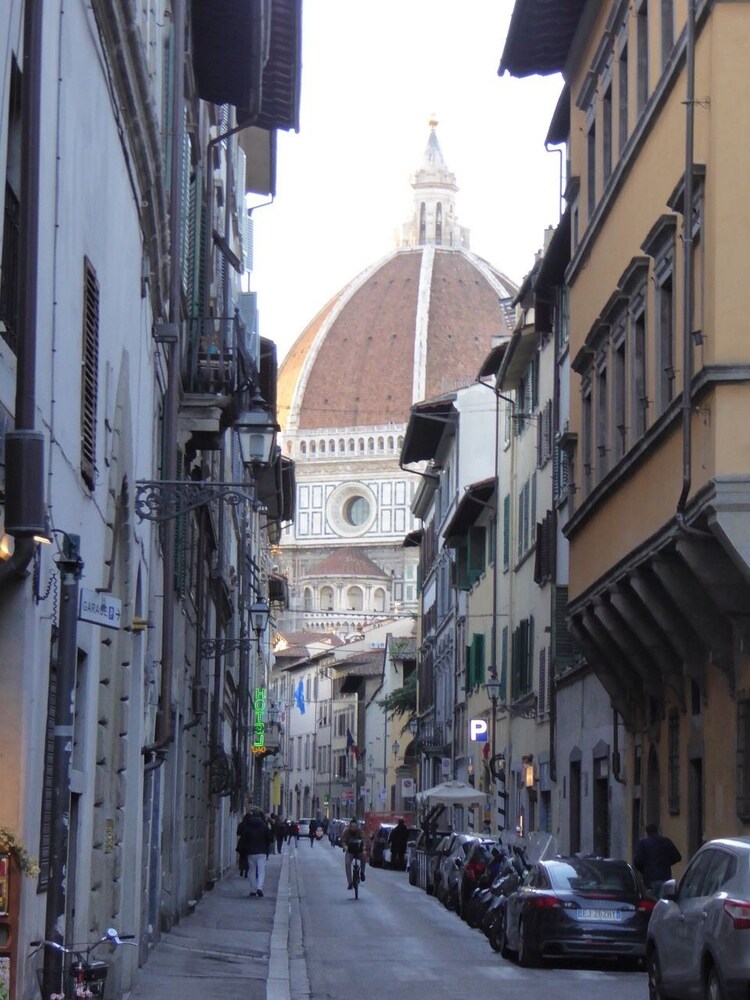 Arch Apartment Piazza Duomo Firenze — 4-Star Luxury Hotel in Florence, Italy