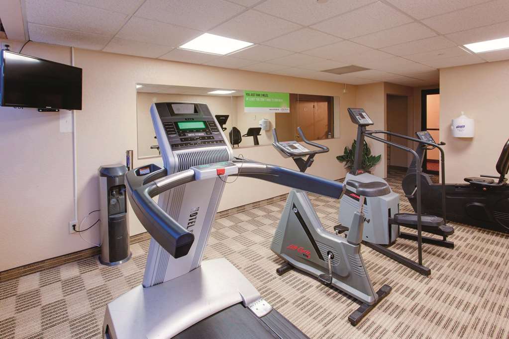 Ramada by Wyndham Fairfield NJ - photo 7
