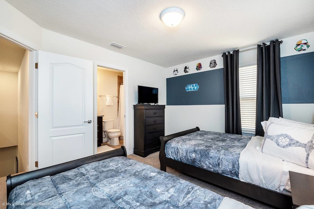 Solterra Resort Brand NEW 5bed Pool Home #5st417 - photo 5