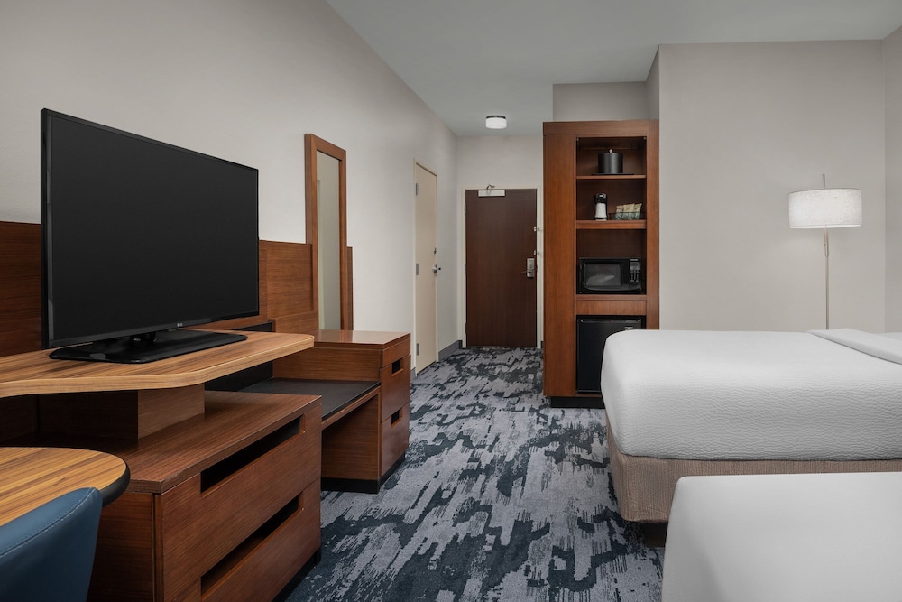 Fairfield Inn & Suites by Marriott Panama City Beach - photo 8