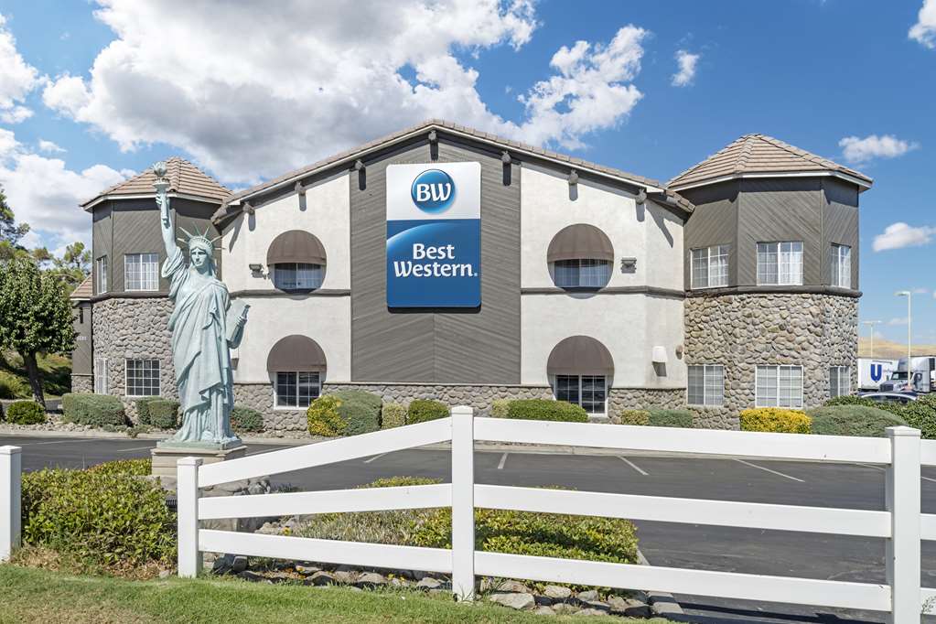 Best Western Liberty Inn - photo 10