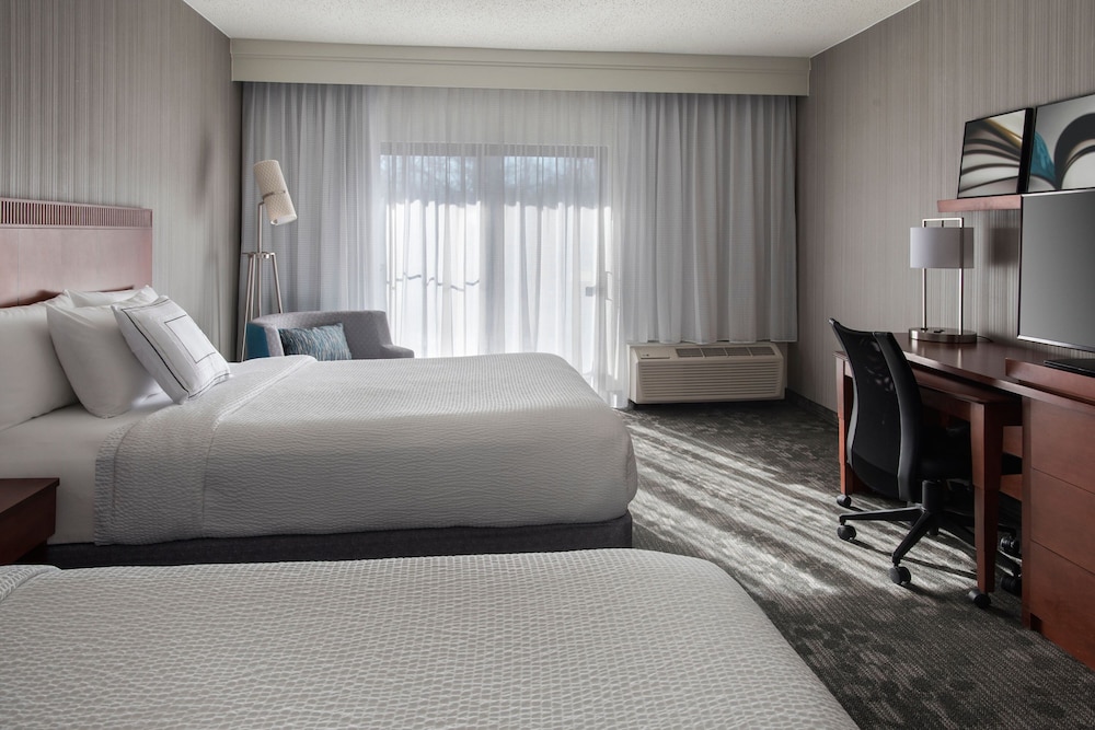 Courtyard by Marriott Mahwah - photo 6