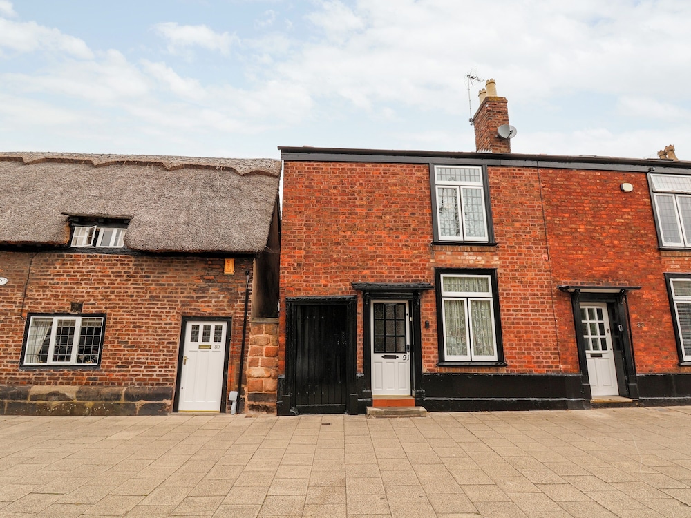 91 Main Street — hotel in Frodsham