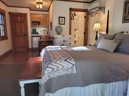 Oak Hill Inn - photo 8