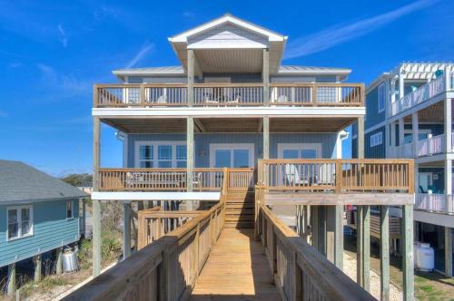 4003 E Beach Drive in Oak Island, United States