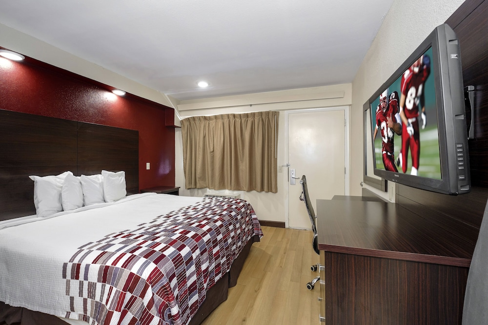 Red Roof Inn Tallahassee University - photo 18