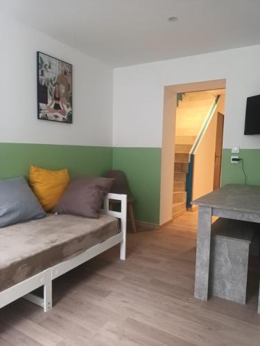 Mount Lavinia in La Fere, France