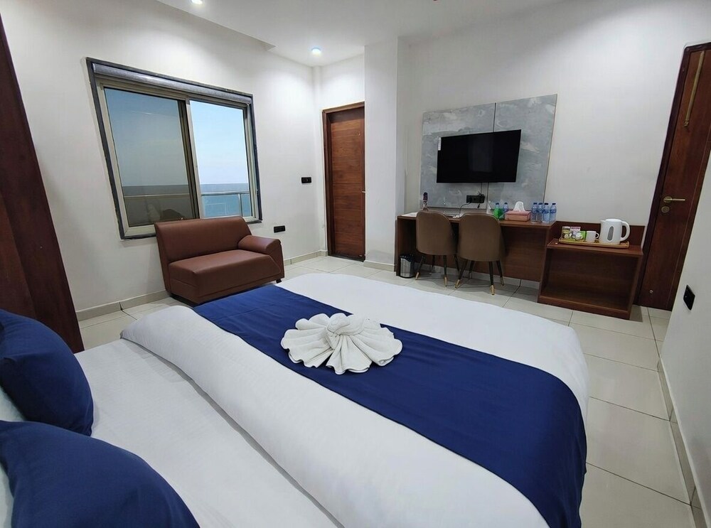 Belle Tree Hotel — Greater Noida — photo 2