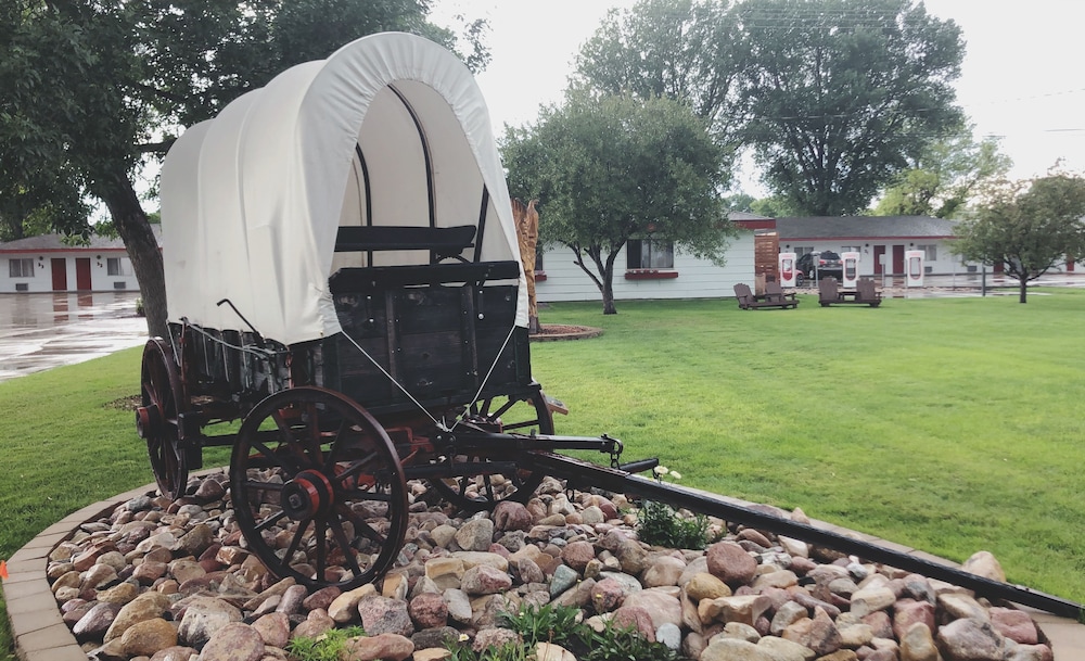 Covered Wagon Motel - photo 74
