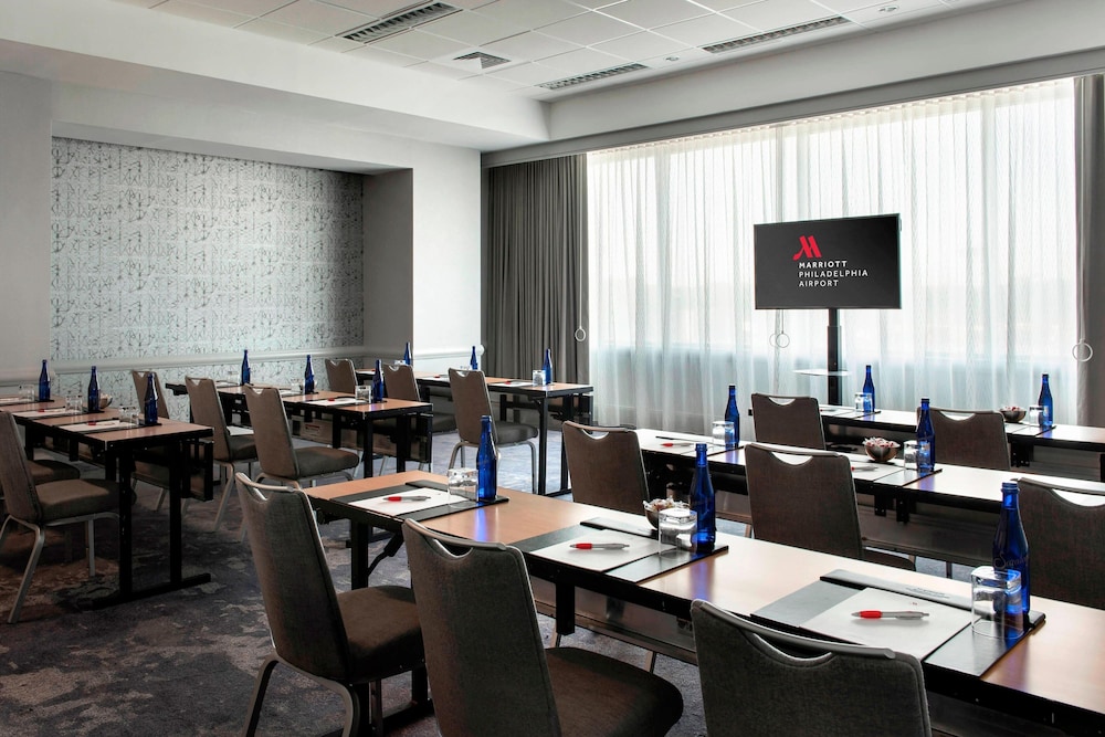 Philadelphia Airport Marriott - photo 56