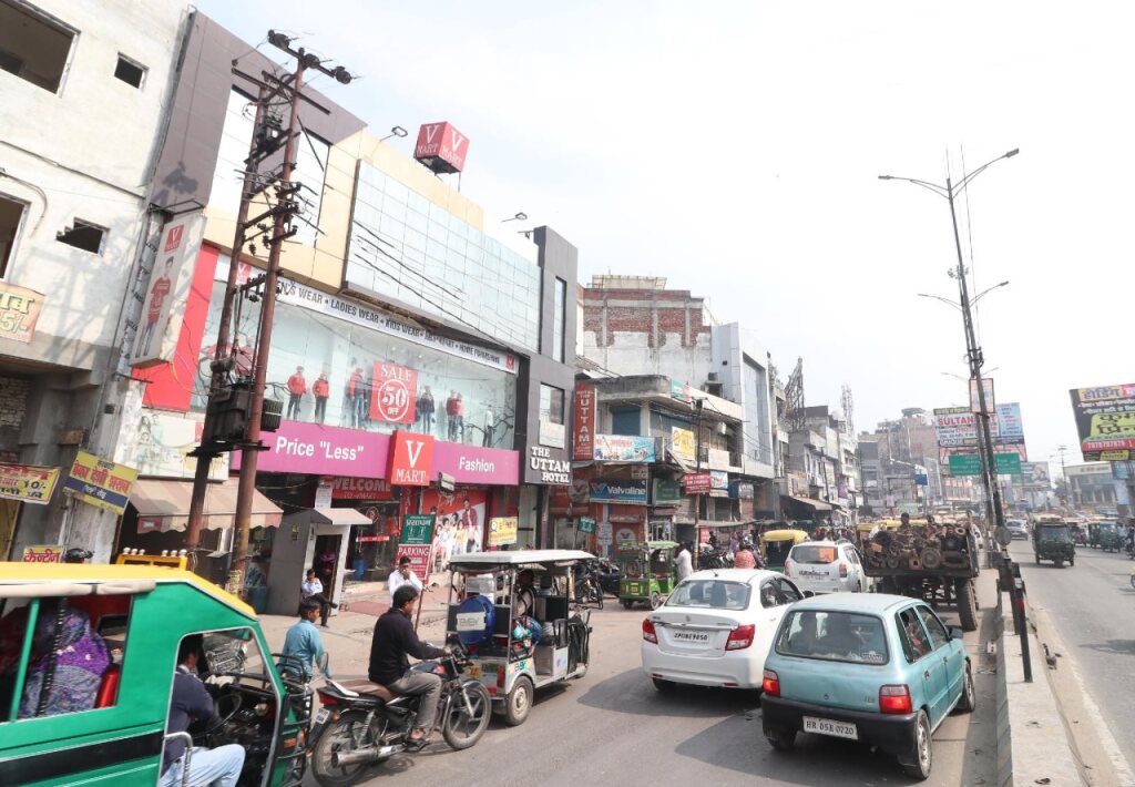 Oyo 28423 The Uttam Hotel — hotel in Saharanpur