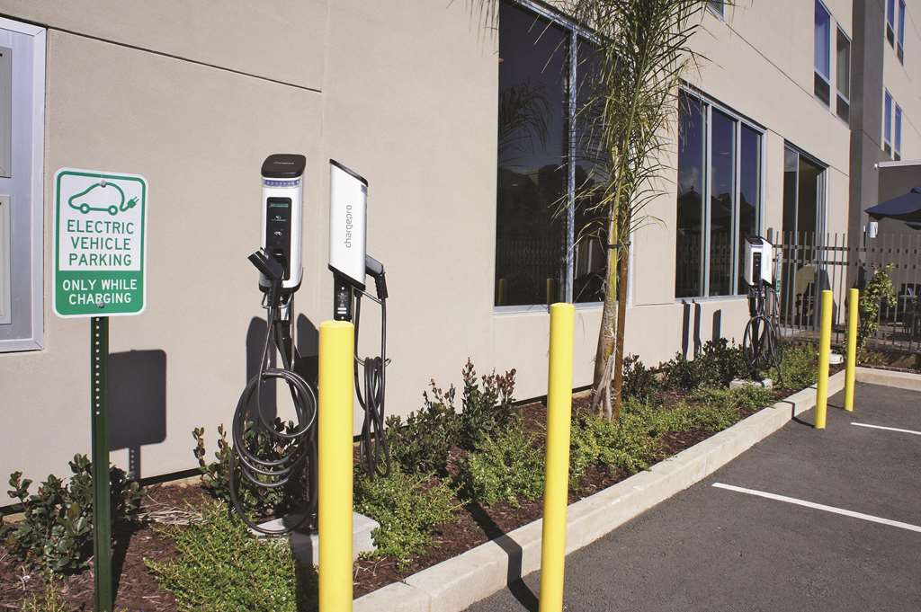 La Quinta Inn & Suites by Wyndham Morgan Hill San Jose South - photo 41