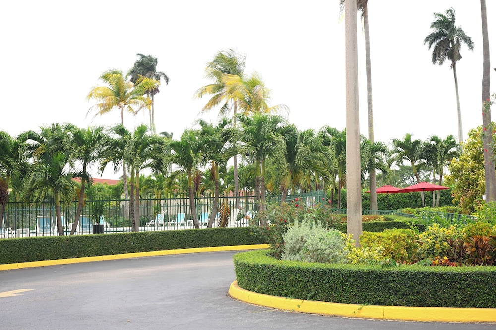 Fairway Inn Florida City Homestead Everglades - photo 88
