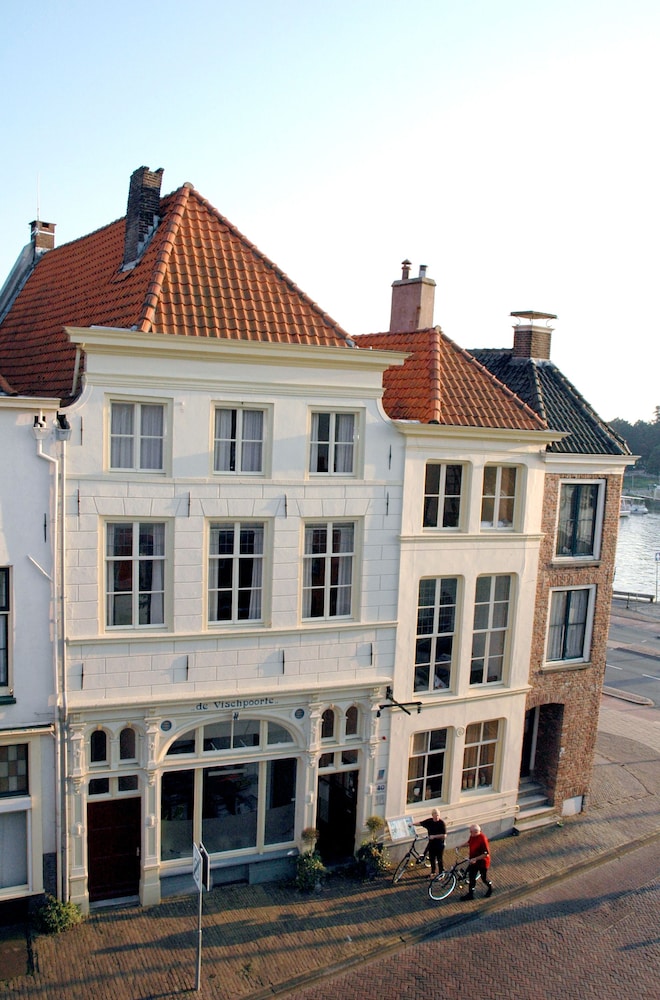 Hotel de Vischpoorte in Deventer, Netherlands