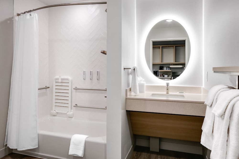 TownePlace Suites by Marriott Madison West Middleton - photo 12