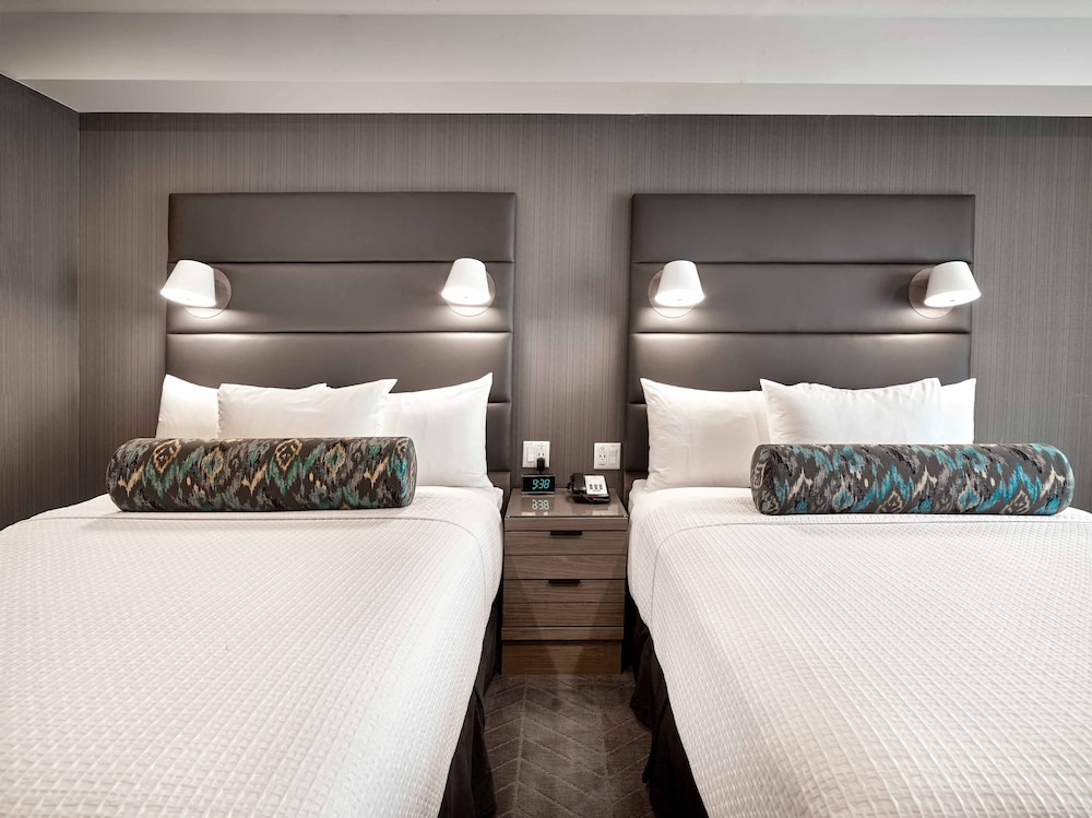 Sandman Signature Plano Frisco Hotel - photo 6