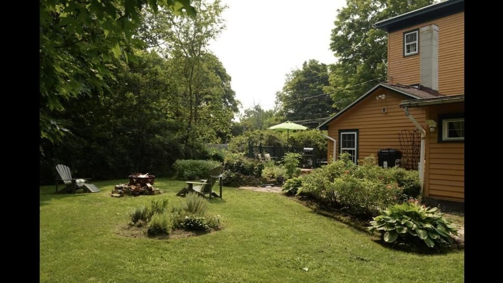 The Woodbine Inn - photo 41