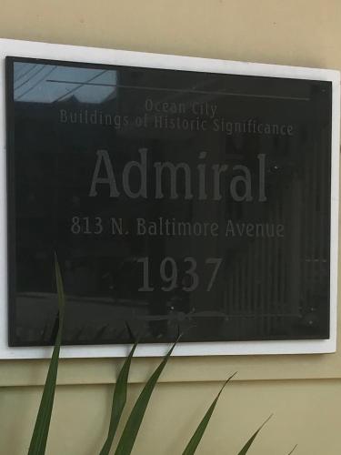 The Admiral Hotel Motel - photo 101