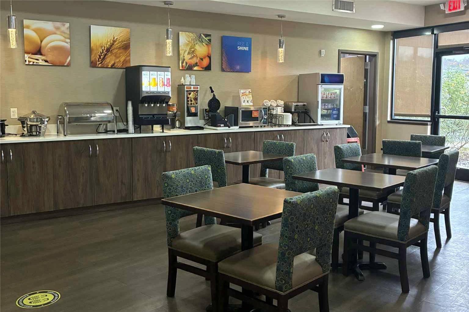 Comfort Inn and Suites Near Lake Guntersville - photo 53