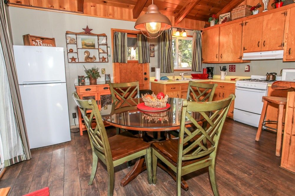 Bay Breeze Hideaway - photo 21