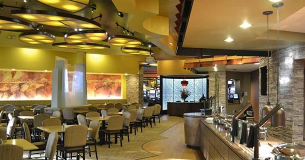 Cliff Castle Casino Hotel - photo 39