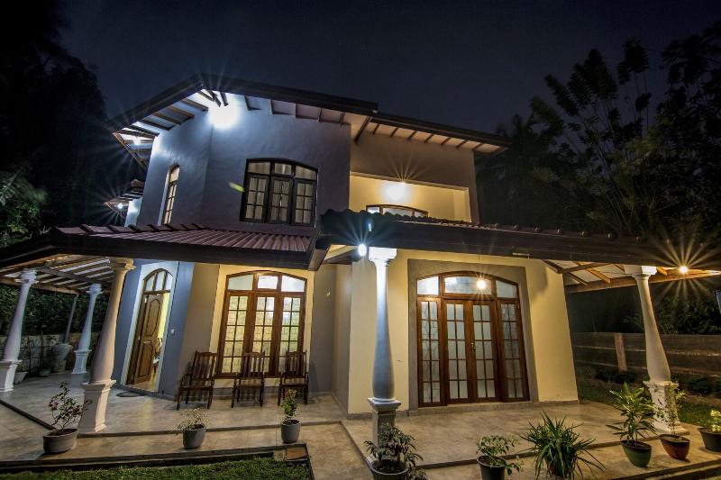 Kandy Eco Paradise - carbon neutral hotel in Kandy