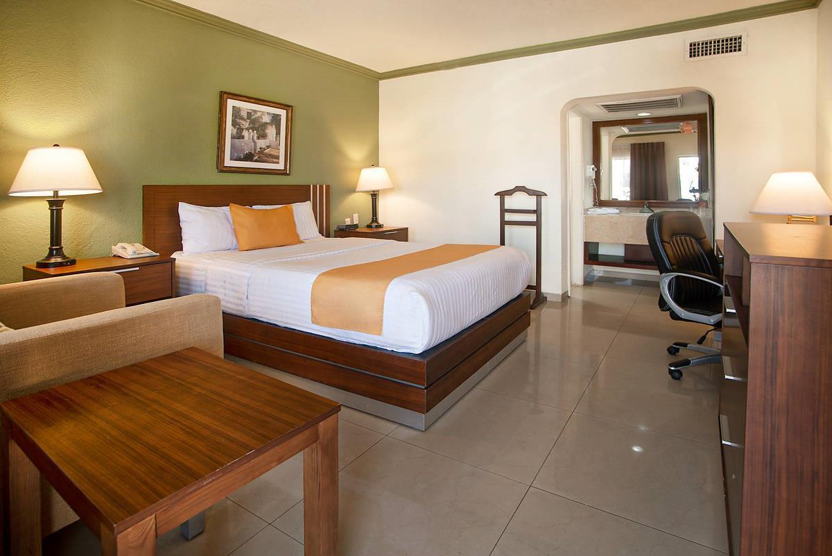 Guest room