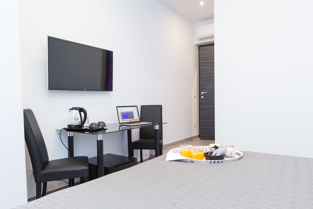 Domus Arena — Rome — photo 4