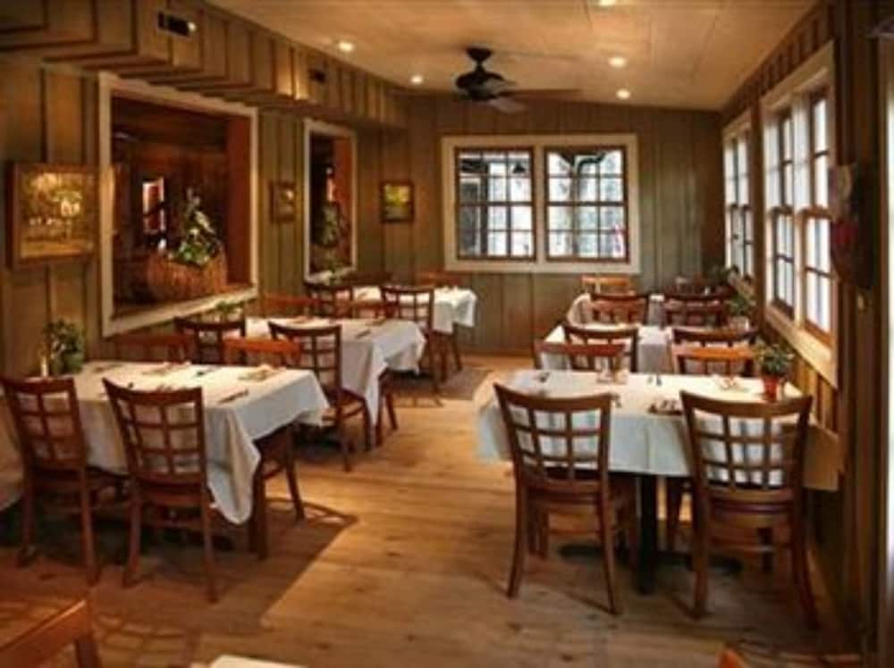 Lake Rabun Hotel & Restaurant - photo 47