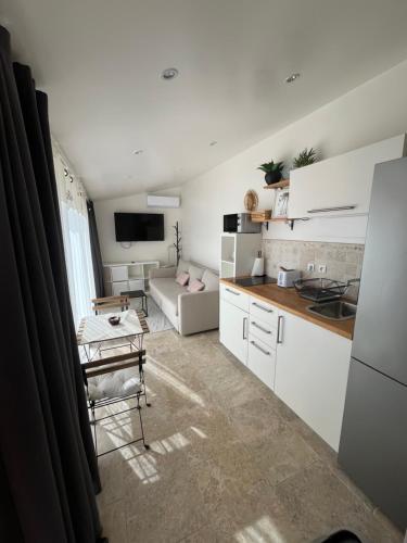 Studio calme entre Aix et Marseille — hotel in Les Pennes-Mirabeau