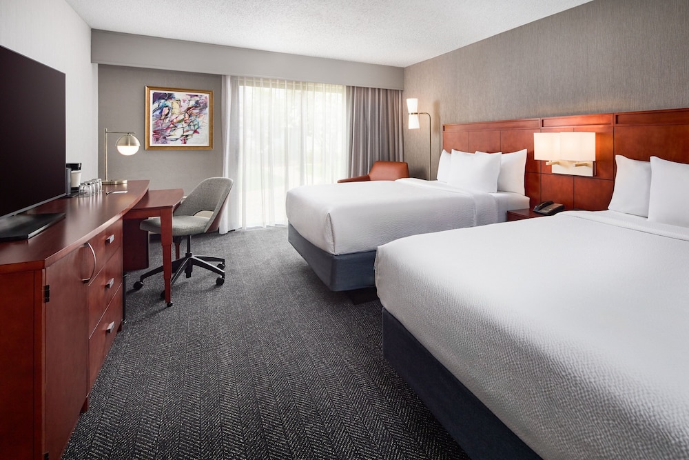 Courtyard by Marriott Fort Collins - photo 7