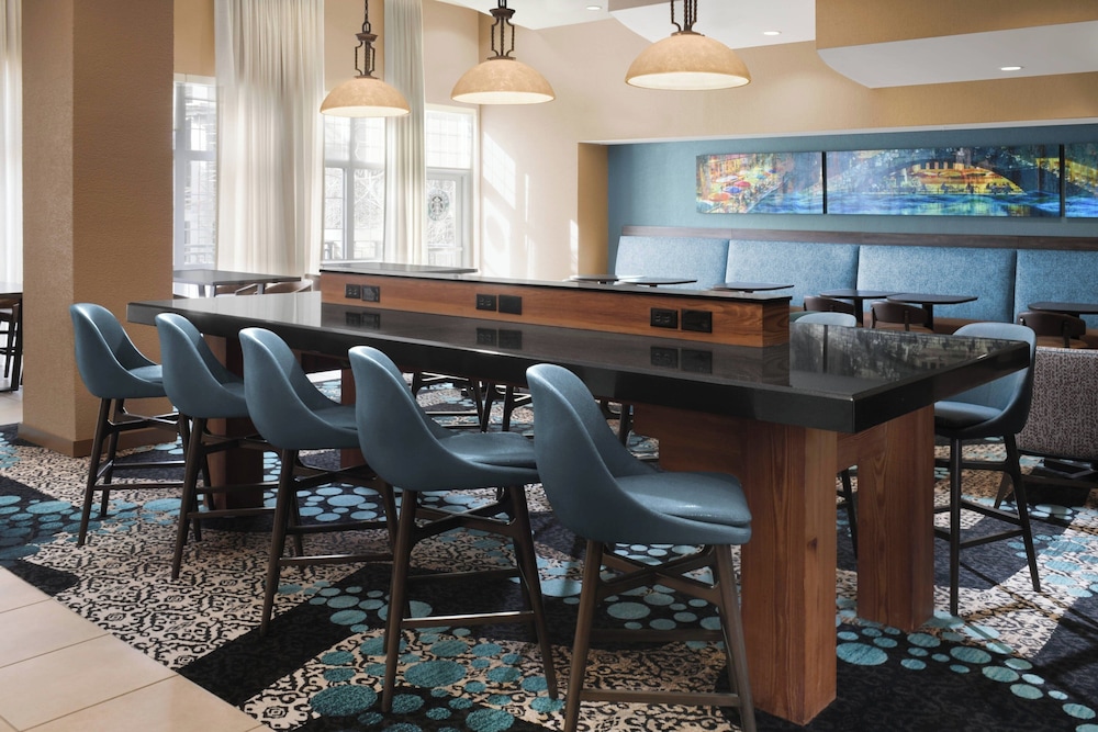 Courtyard Marriott Riverwalk - photo 4