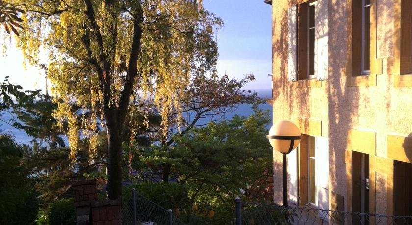 Suite 25a — 5-Star Luxury Hotel in Neuchatel, Switzerland
