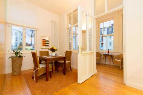 Villa Artemis 02 Athos — 4-Star Luxury Hotel in Seebad Bansin, Germany