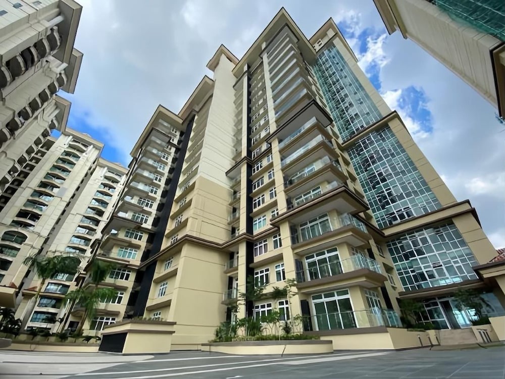 Vista City Loft Riverine Resort — Kuching