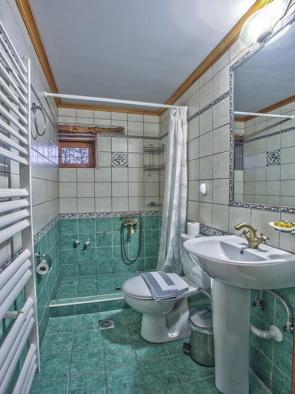 Lakis Rooms — Konitsa