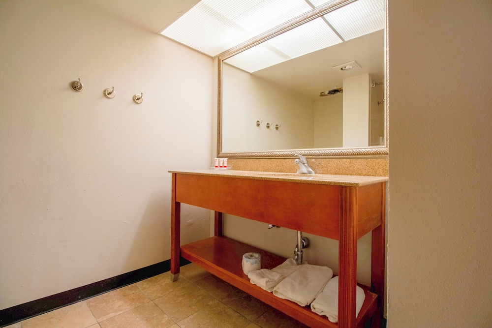 Tulsa Square Hotel Central I 44 By OYO - photo 65