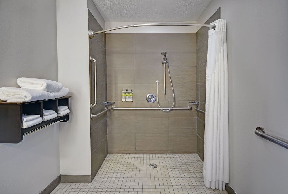 Holiday Inn Express Marshall by IHG - photo 19