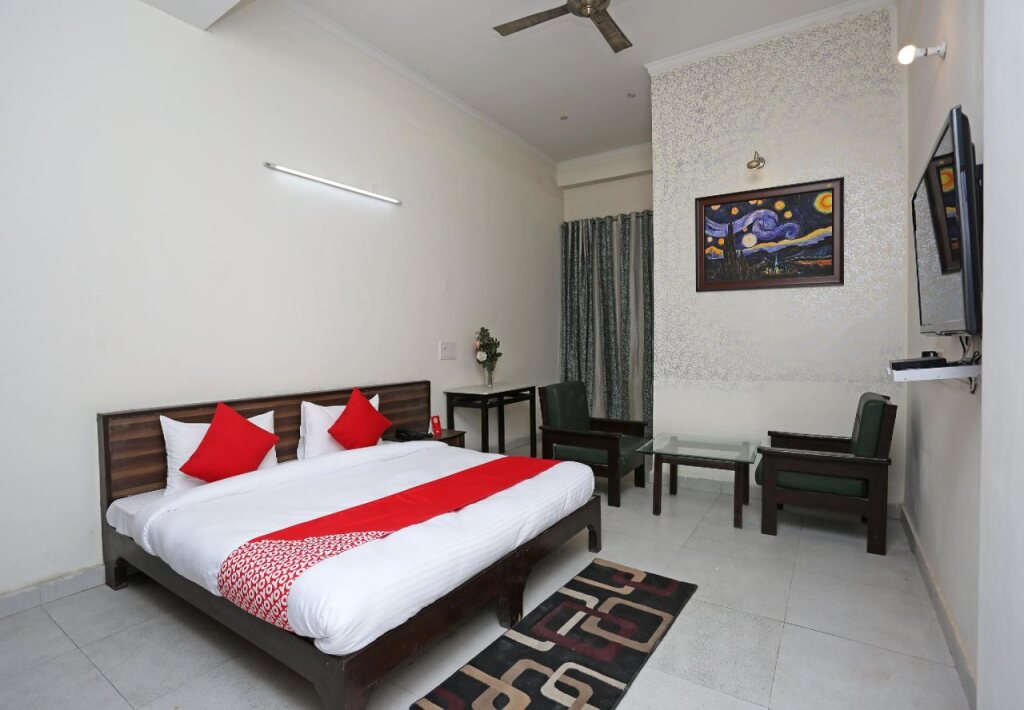 OYO 14100 Hotel D Meridien