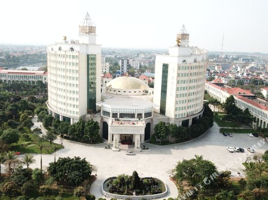 Hong Van Grand Hotel in Mong Cai, Vietnam