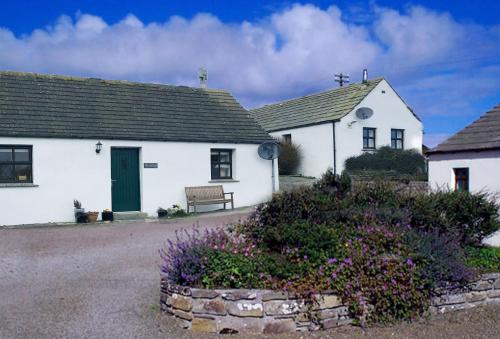 Eviedale Cottages ltd — hotel in Orkney