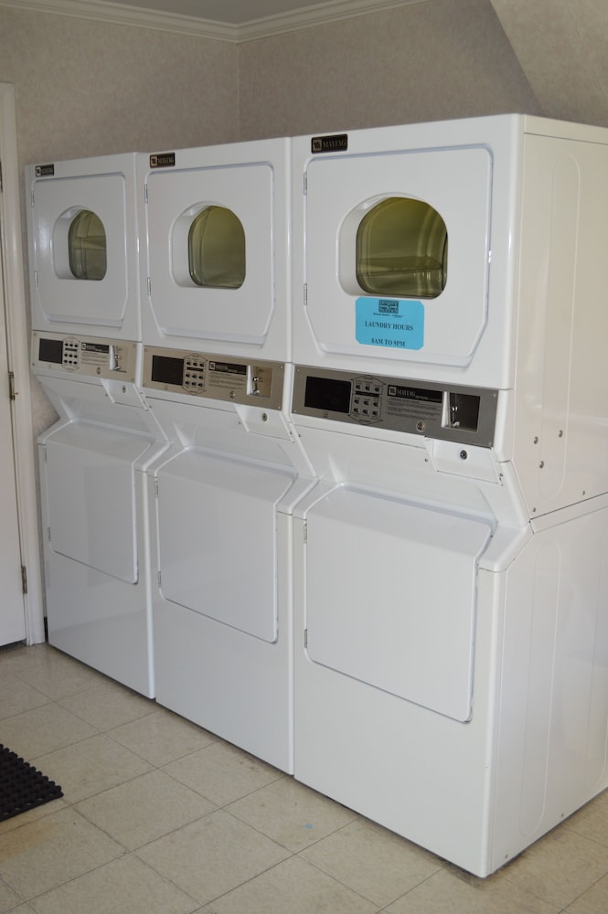 Dynasty Suites Redlands - photo 28