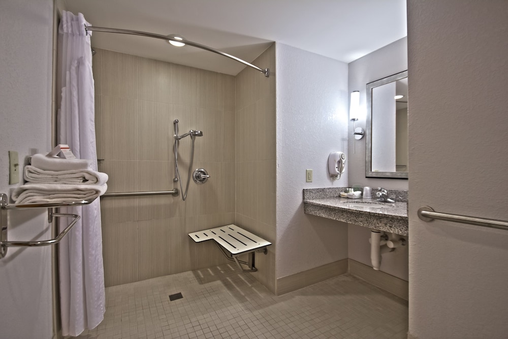Holiday Inn Manahawkin Long Beach Island by IHG - photo 35