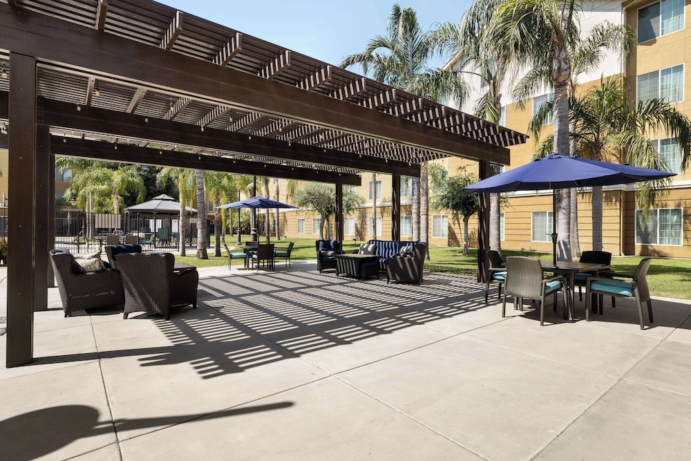 Homewood Suites by Hilton Bakersfield - photo 39