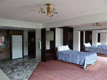 Magnuson Hotel And Suites Bellevue - photo 15