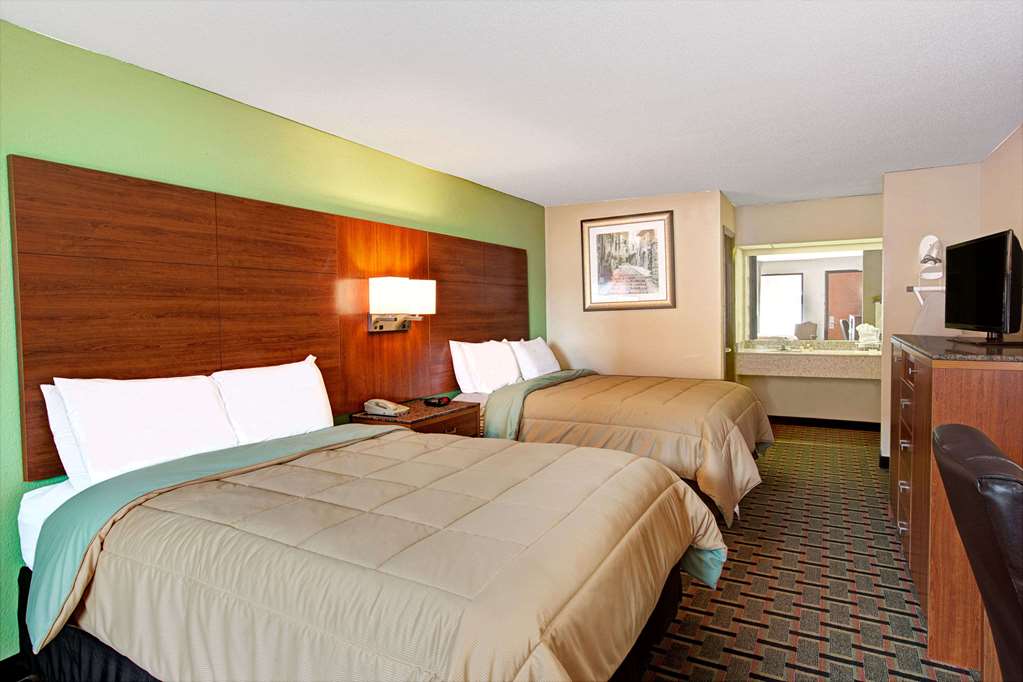 Days Inn by Wyndham Conover Hickory - photo 8