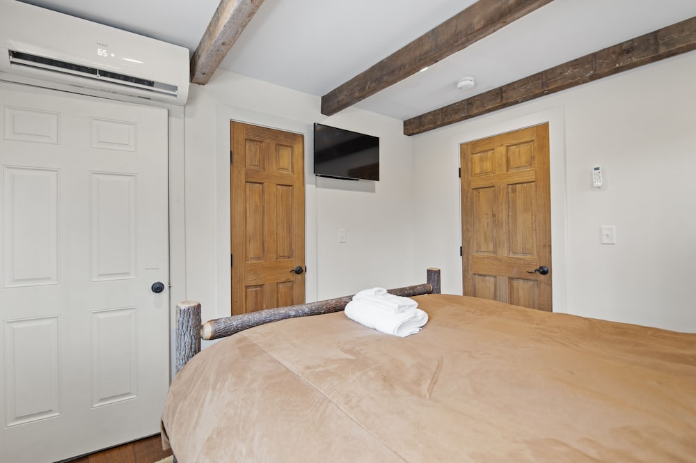 Brook Bound Inn - photo 11